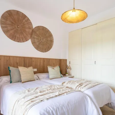 Increible Y Moderno Apartamento Duplex Con Piscinas Y Preciosas Vistas Estepona Exterior foto