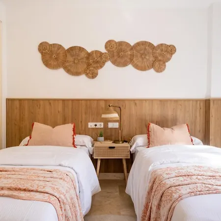 Increible Y Moderno Apartamento Duplex Con Piscinas Y Preciosas Vistas Estepona Exterior foto