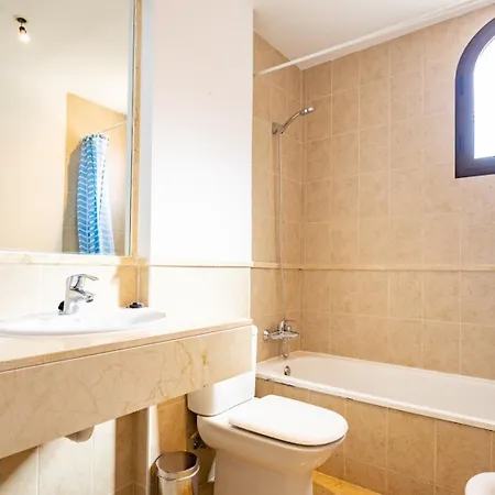 Increible Y Moderno Apartamento Duplex Con Piscinas Y Preciosas Vistas Estepona Exterior foto