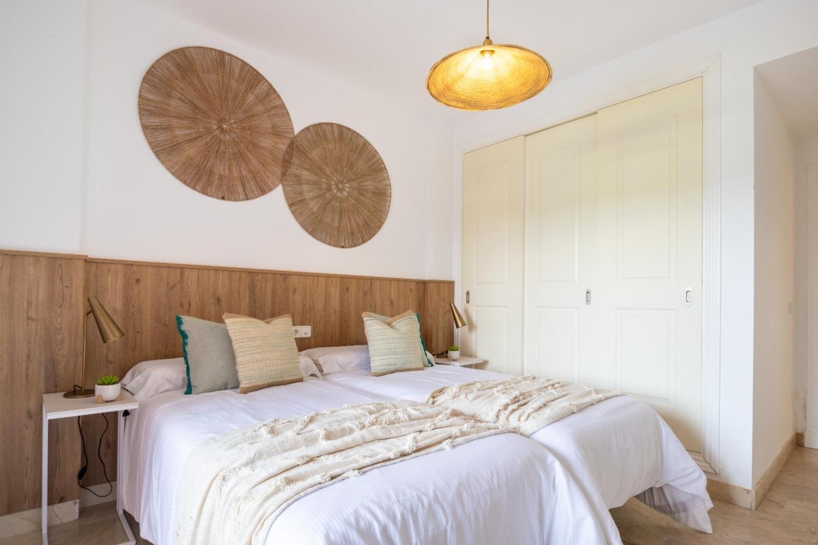 Increible Y Moderno Duplex Con Piscinas Y Preciosas Vistas *